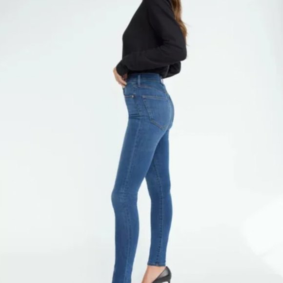 Denim Forum The Lola High Rise Skinny.  28 x 28 length.  Classic blue wash. - Picture 1 of 16